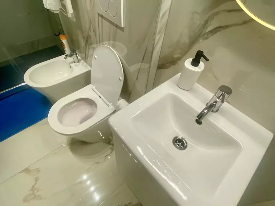 Immagine 31 di Camera in affitto  in Via Cascina Barocco13 a Milano