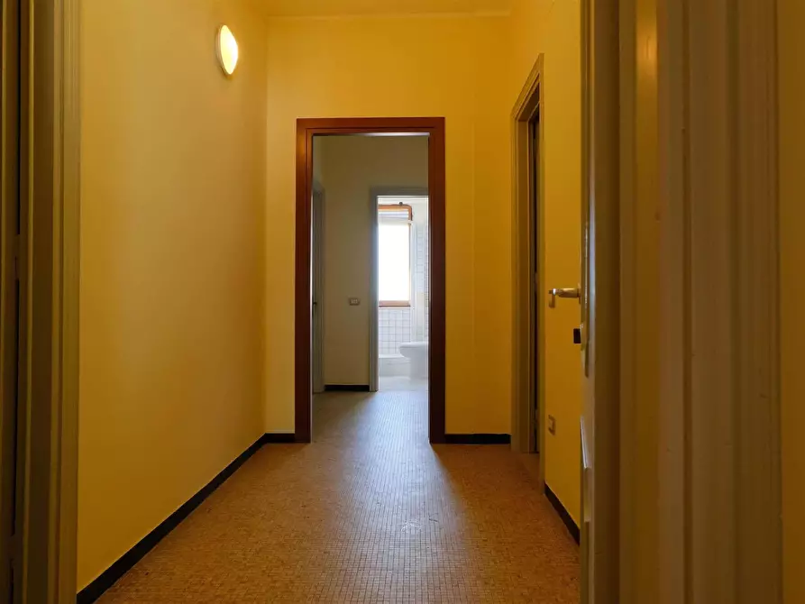 Immagine 20 di Camera in affitto  in Via Pola5 a Cagliari