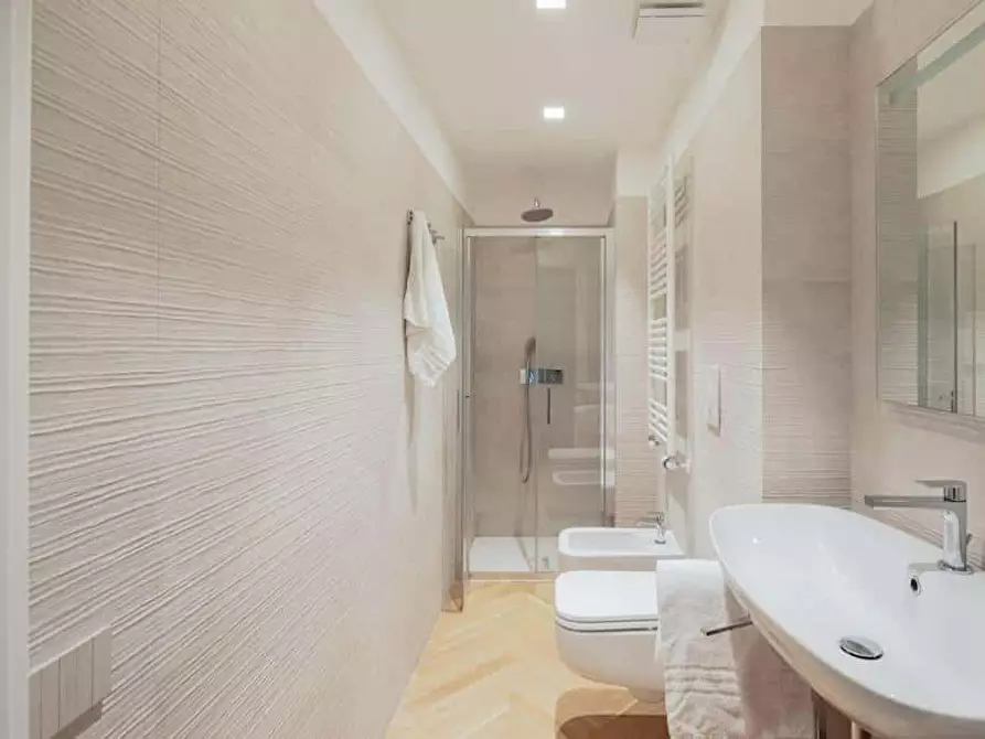 Immagine 11 di Appartamento in affitto  in Via Crescenzo del Monte31 a Roma