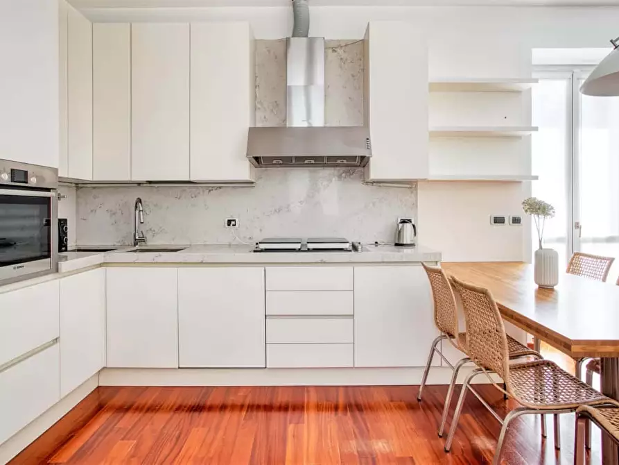 Immagine 3 di Appartamento in affitto  in Largo la Foppa a Milano