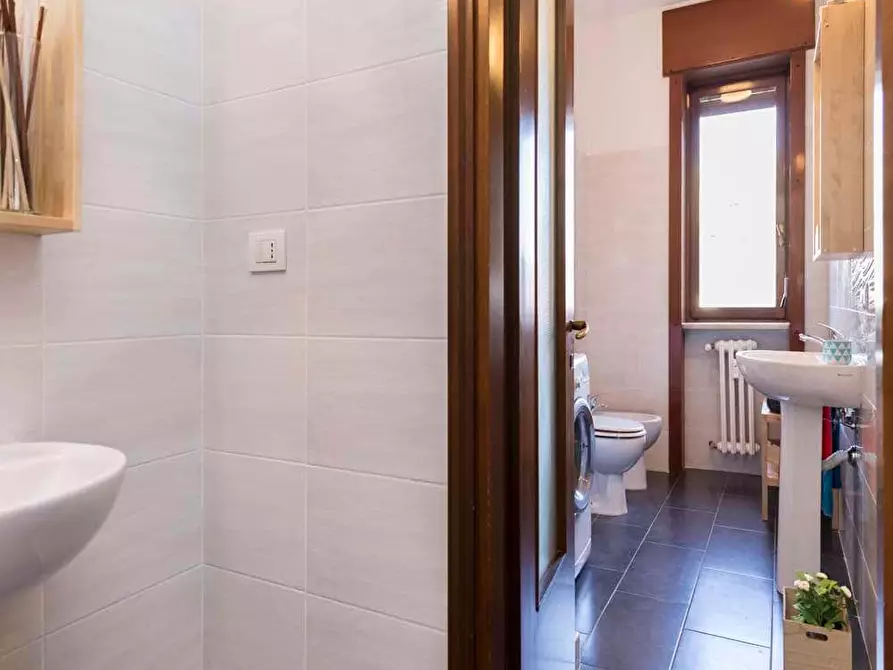 Immagine 45 di Camera in affitto  in via Rosa Vergani Marelli2 a Milano