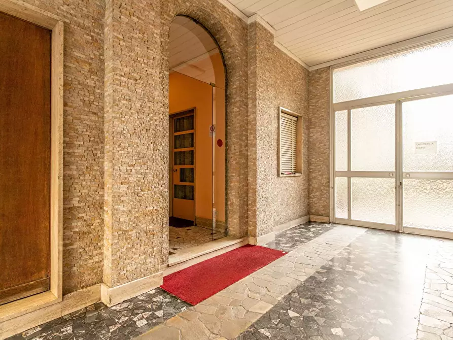 Immagine 6 di Appartamento in affitto  in Via Leone Tolstoi49 a Milano