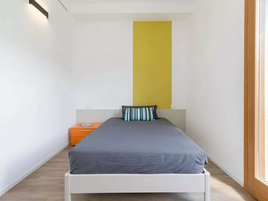 Immagine 2 di Camera in affitto  in Via Armari11 a Ferrara