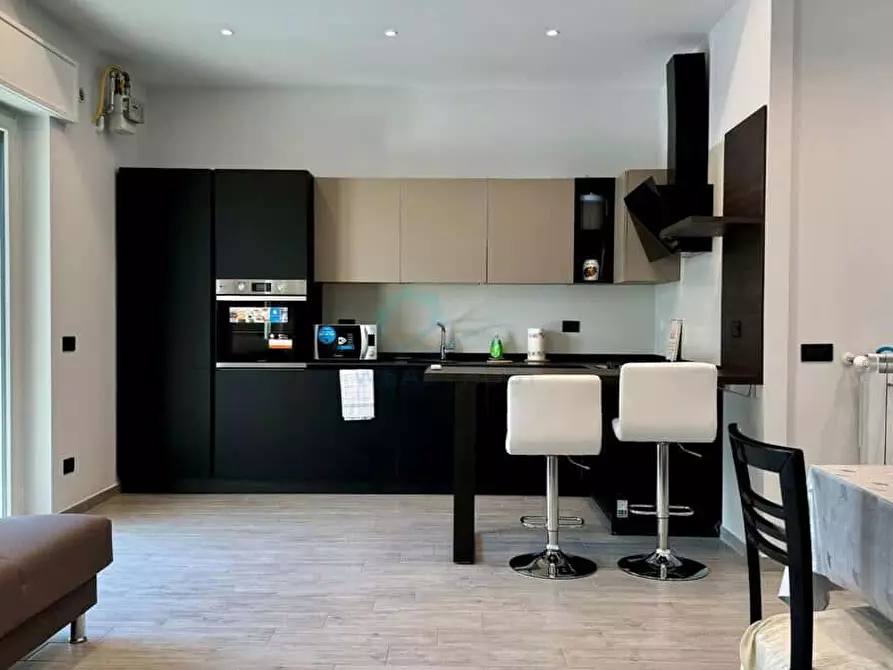 Immagine 3 di Appartamento in affitto  in Via Montefalco15 a Roma