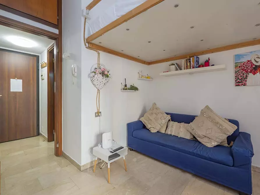 Immagine 12 di Appartamento in affitto  in Via Melzo13 a Milano