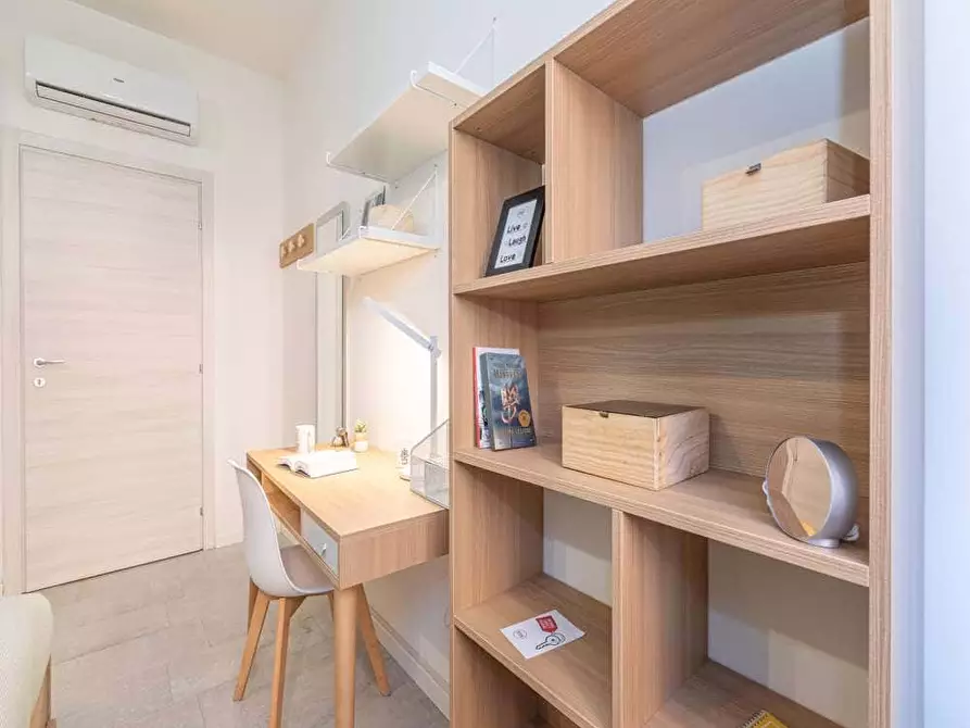 Immagine 4 di Camera in affitto  in Via Monte Ceneri78 a Milano