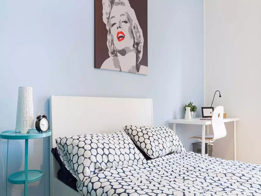 Immagine 1 di Camera in affitto  in Via Adele Martignoni2 a Milano