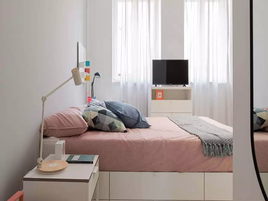 Immagine 1 di Camera in affitto  in Viale Bligny28 a Milano