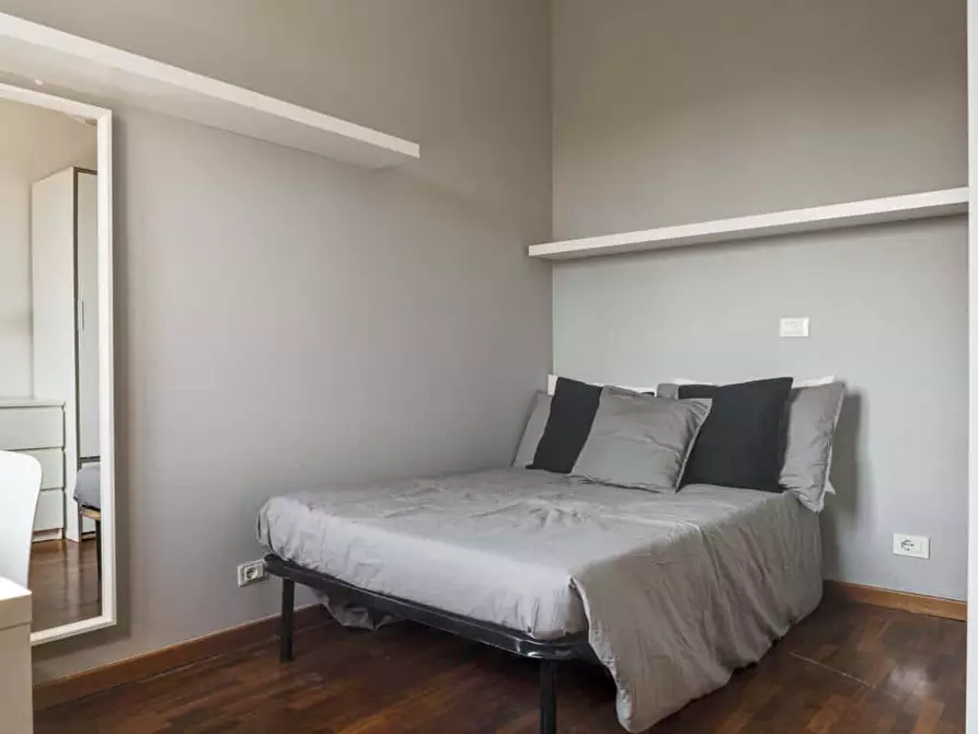 Immagine 1 di Camera in affitto  in Piazza Umanitaria2 a Milano