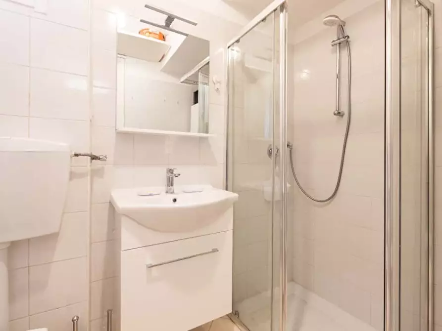 Immagine 5 di Appartamento in affitto  in Via Girolamo Savonarola11 a Roma