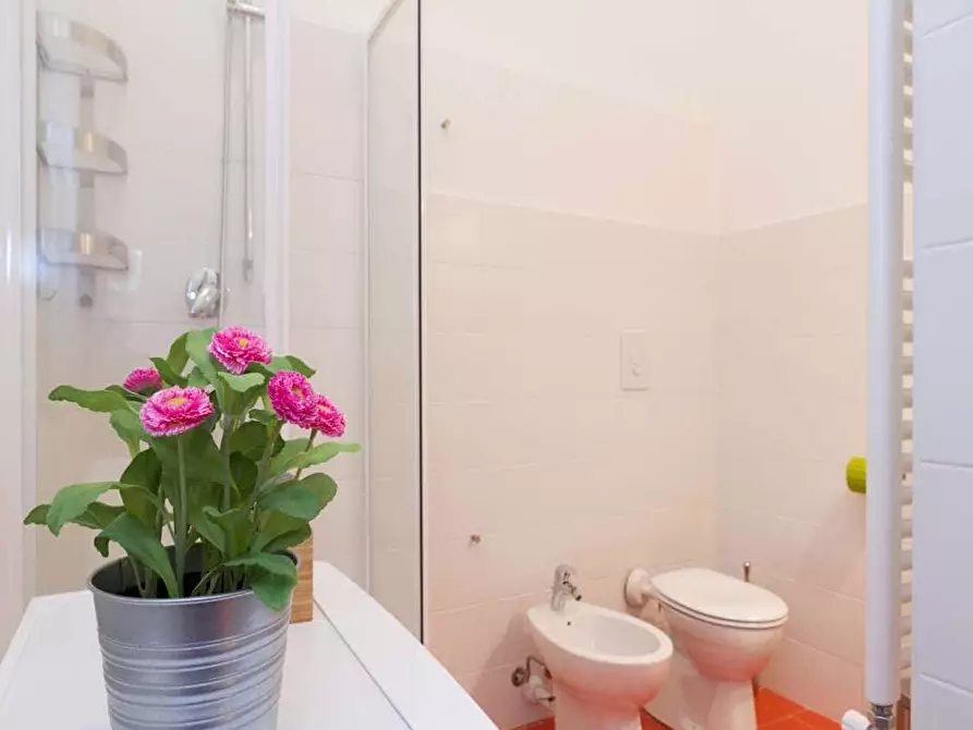 Immagine 13 di Camera in affitto  in Via Carlo Farini40 a Milano