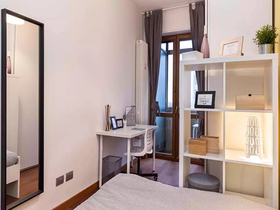 Immagine 2 di Camera in affitto  in Via Polesine33 a Milano