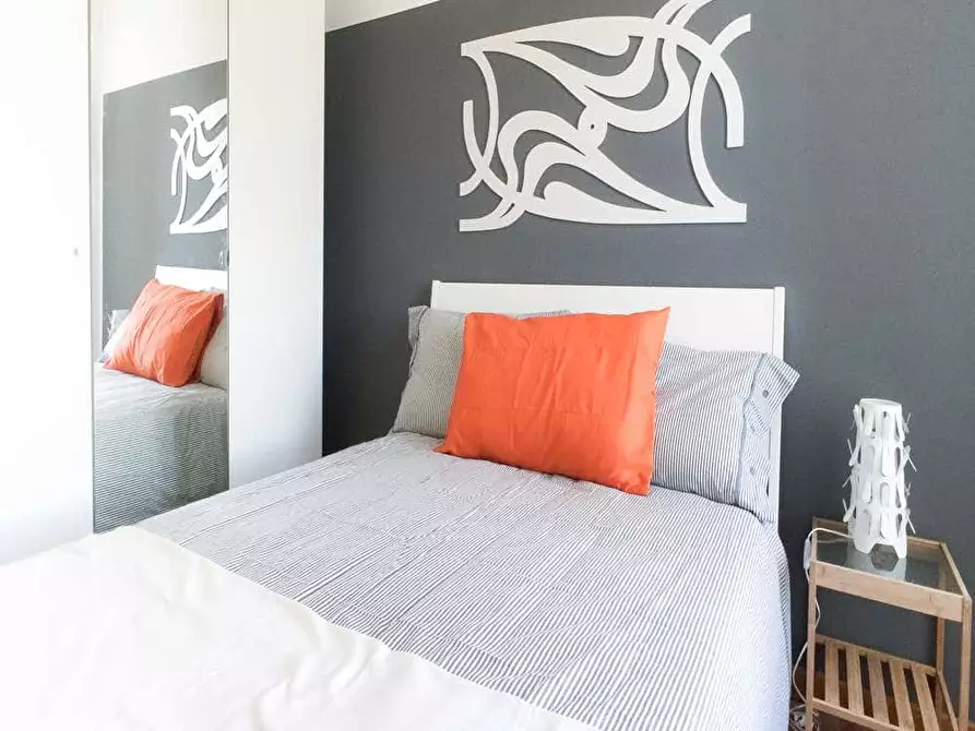 Immagine 7 di Camera in affitto  in Via Ariberto1 a Milano