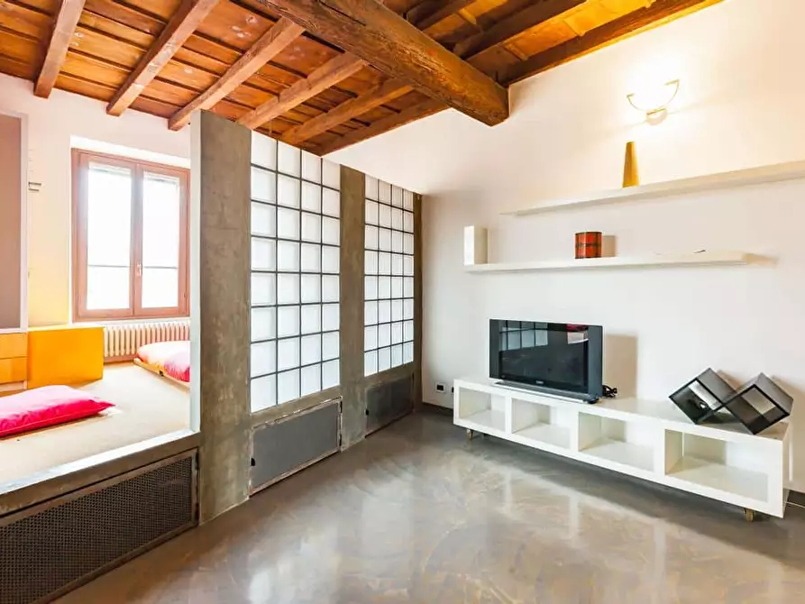 Immagine 15 di Appartamento in affitto  in Via San Bernardo1 a Milano