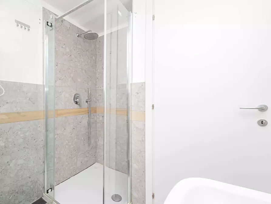 Immagine 15 di Camera in affitto  in Via Fernanda Wittgens3 a Milano