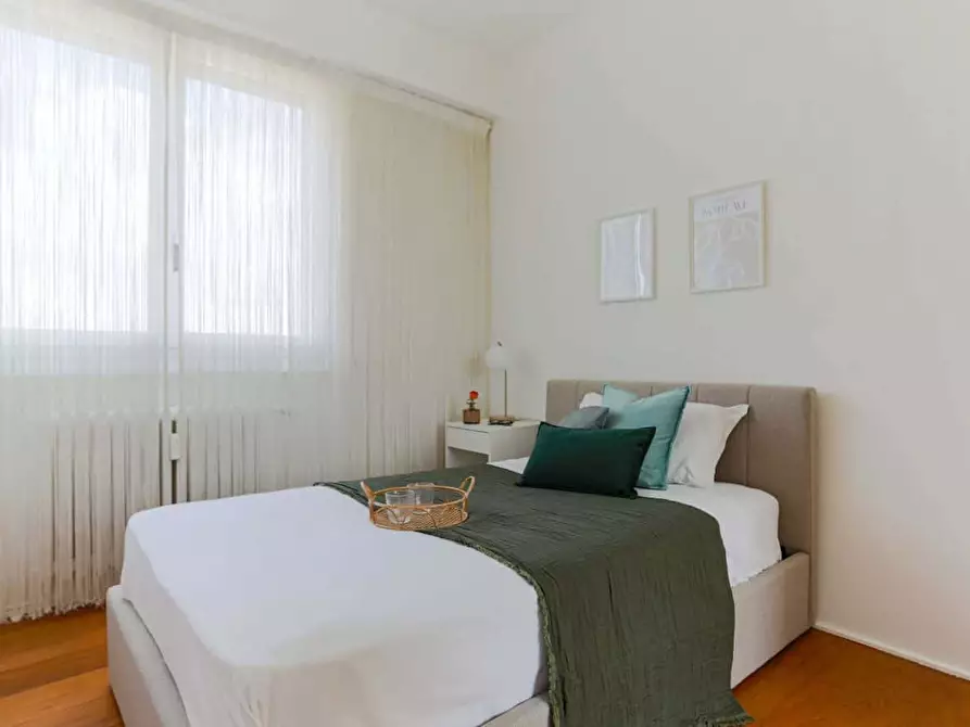 Immagine 5 di Appartamento in affitto  in Viale Cassala59 a Milano