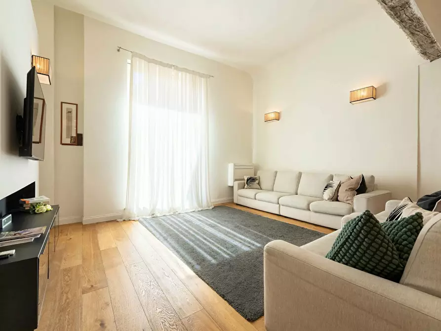 Immagine 10 di Appartamento in affitto  in Via dè Tornabuoni a Firenze