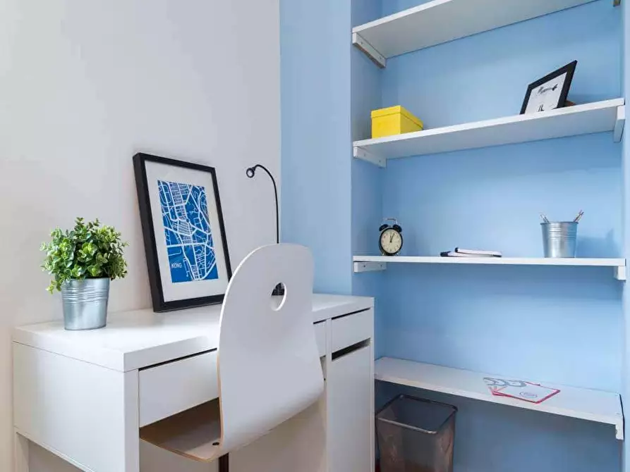 Immagine 2 di Camera in affitto  in Via Tarquinio Prisco3 a Milano