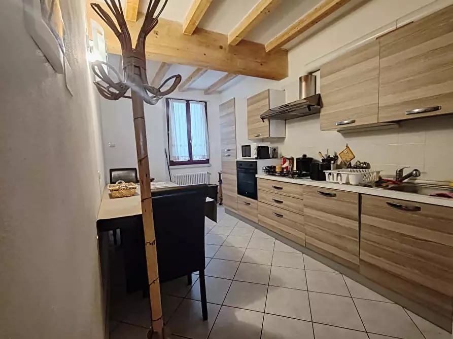 Immagine 1 di Appartamento in affitto  in Via Emilia Santo Stefano56 a Reggio Nell'emilia