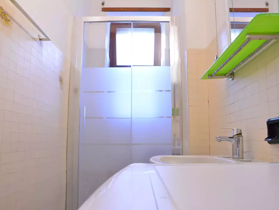 Immagine 7 di Camera in affitto  in Via Tigellio20 a Cagliari