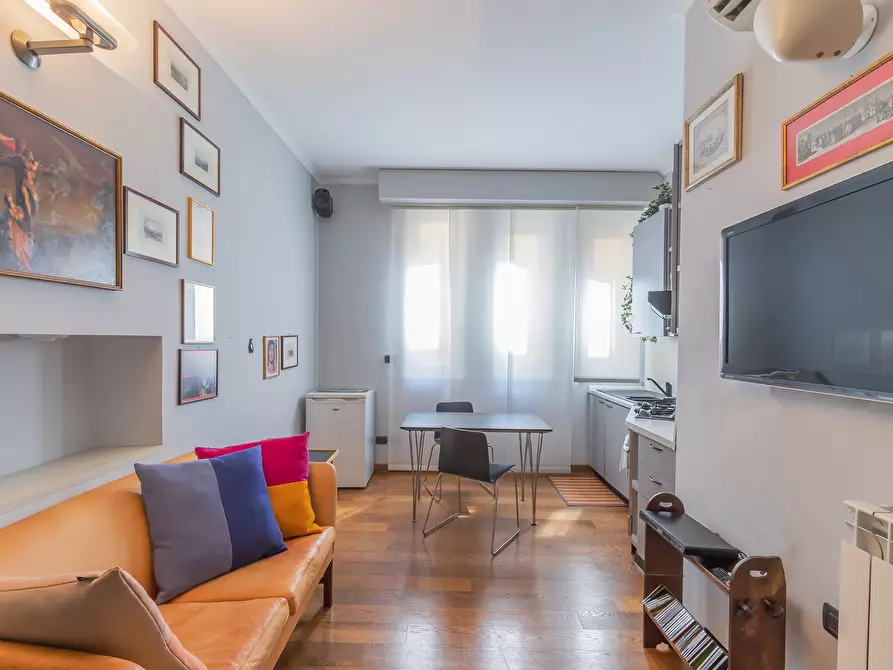 Immagine 13 di Appartamento in affitto  in Piazza Risorgimento3 a Milano