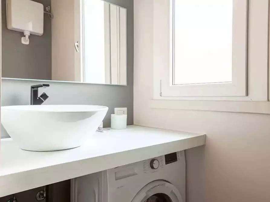 Immagine 17 di Appartamento in affitto  in Via della Commenda21 a Milano