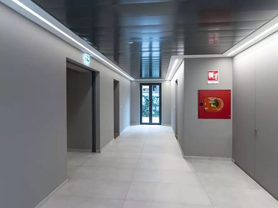 Immagine 34 di Appartamento in affitto  in Via Principe Eugenio3 a Milano