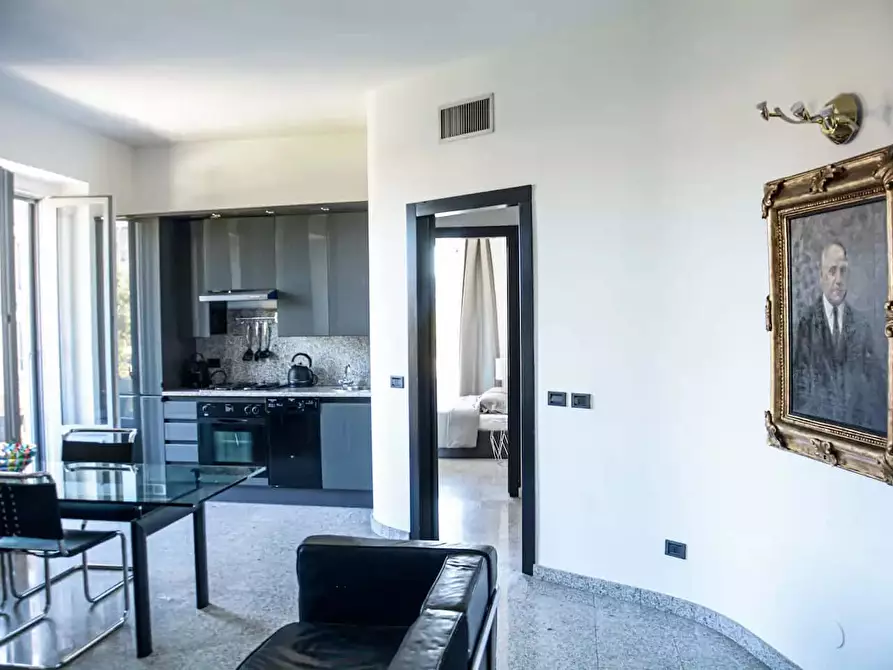 Immagine 16 di Appartamento in affitto  in Piazza Umanitaria2 a Milano