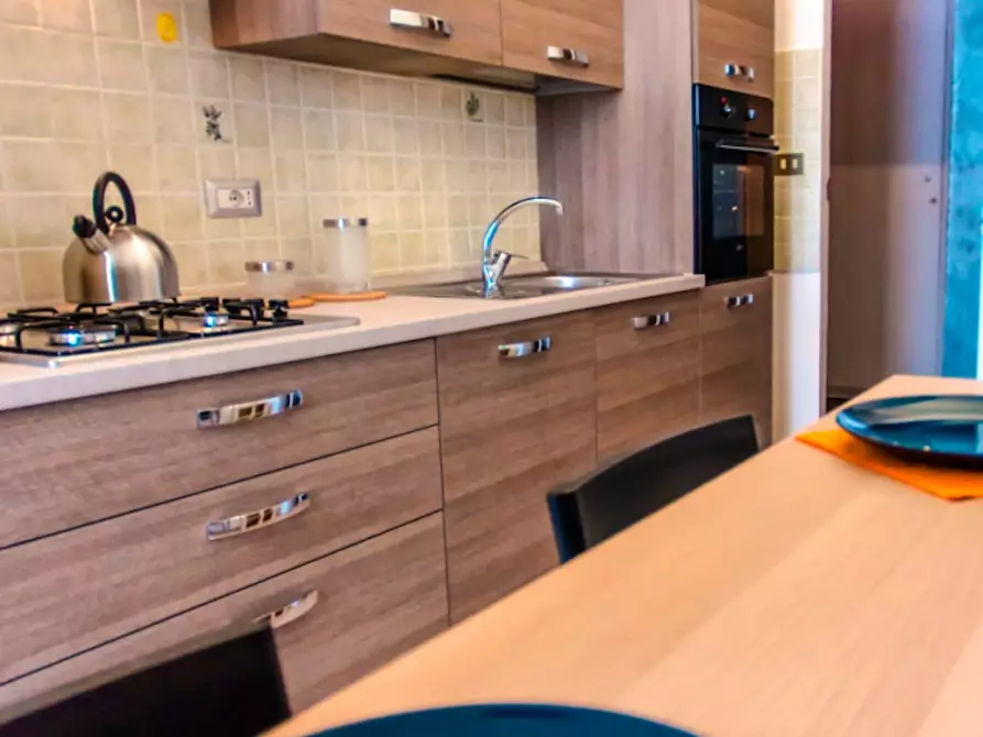 Immagine 18 di Camera in affitto  in Corso Sebastopoli a Torino