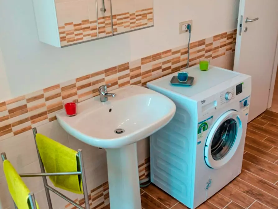 Immagine 20 di Camera in affitto  in Piazza Emanuele Filiberto a Torino