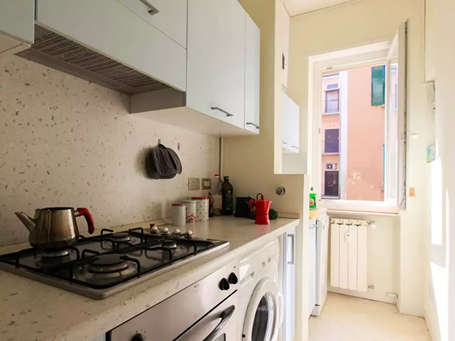 Immagine 5 di Camera in affitto  in Via Gentilino11 a Milano