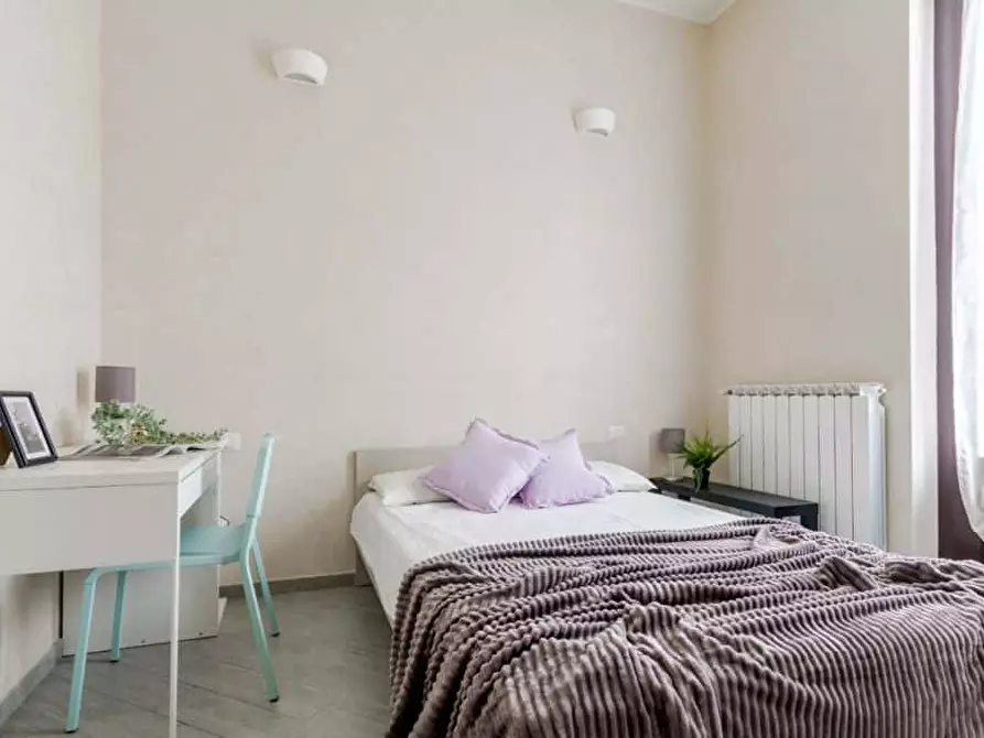 Immagine 4 di Camera in affitto  in Via Giovanni Pezzotti44 a Milano