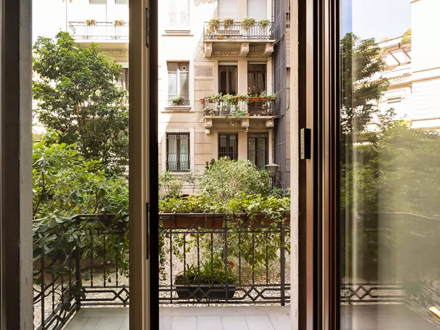 Immagine 13 di Appartamento in affitto  in Via Guido D'Arezzo8 a Milano