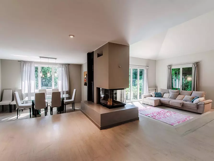 Immagine 13 di Appartamento in affitto  in Via Belvedere10 a Bizzarone