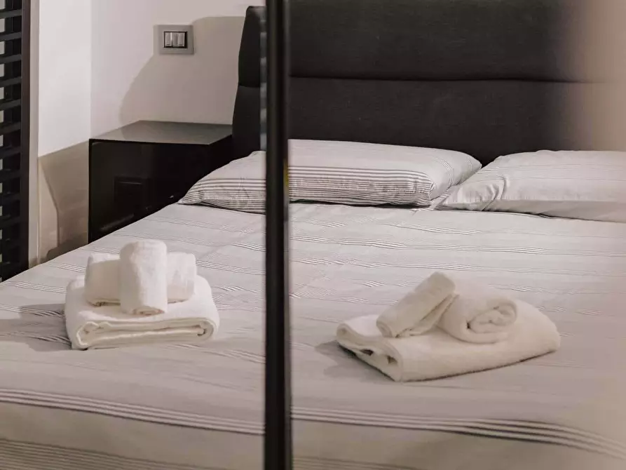 Immagine 22 di Appartamento in affitto  in Via Lazzaro Palazzi9 a Milano