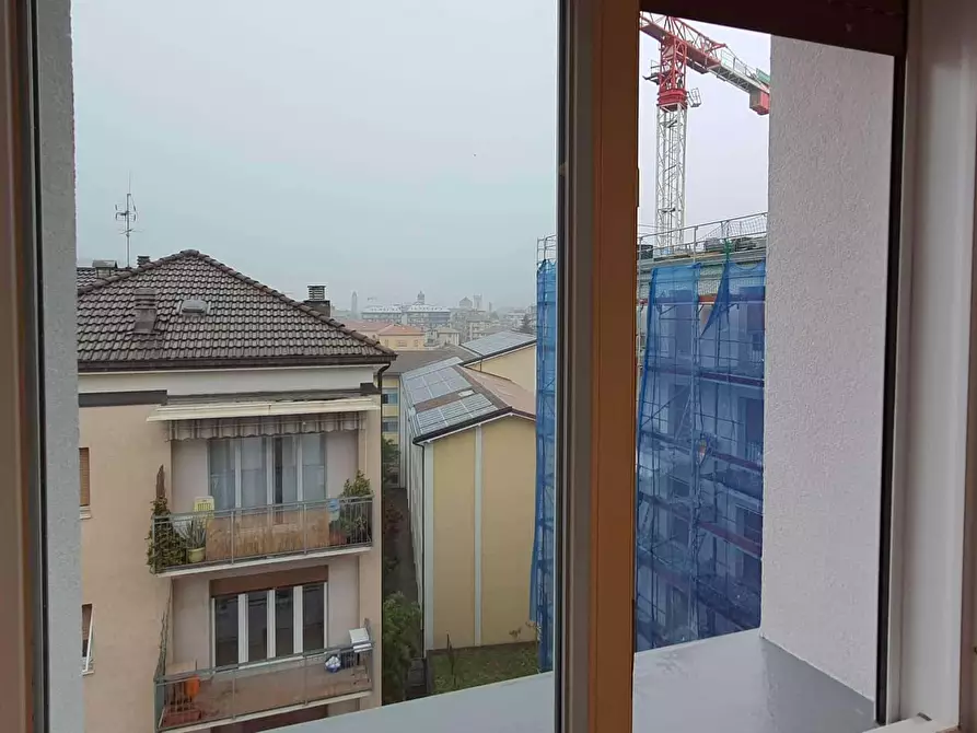 Immagine 3 di Camera in affitto  in Via Fratelli Perini a Trento
