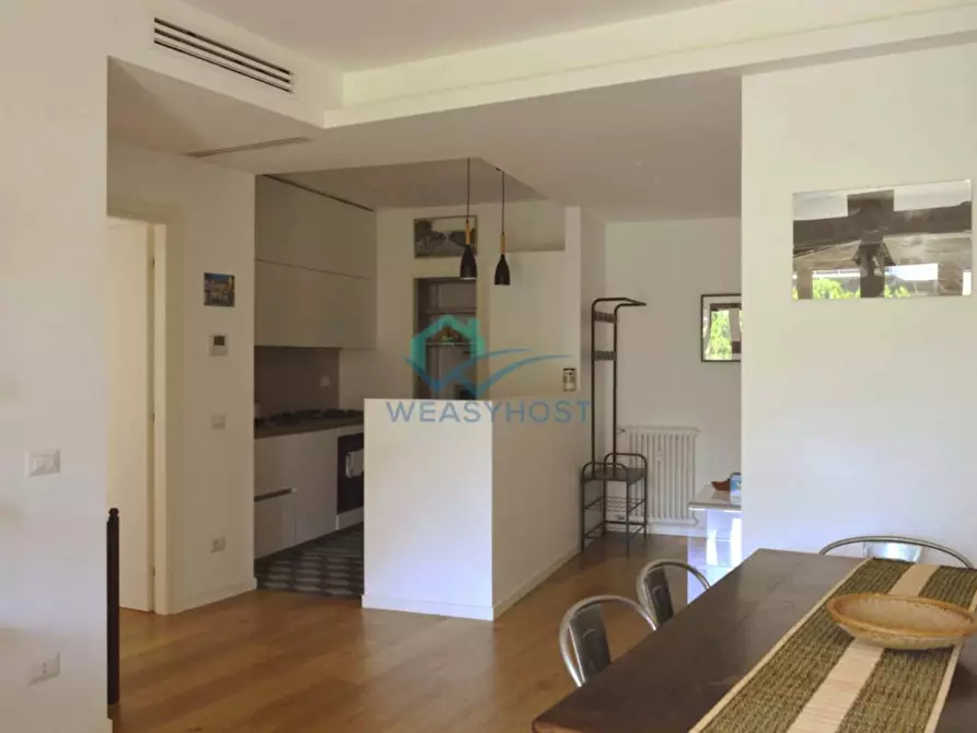 Immagine 2 di Appartamento in affitto  in Via Paola Falconieri13 a Roma