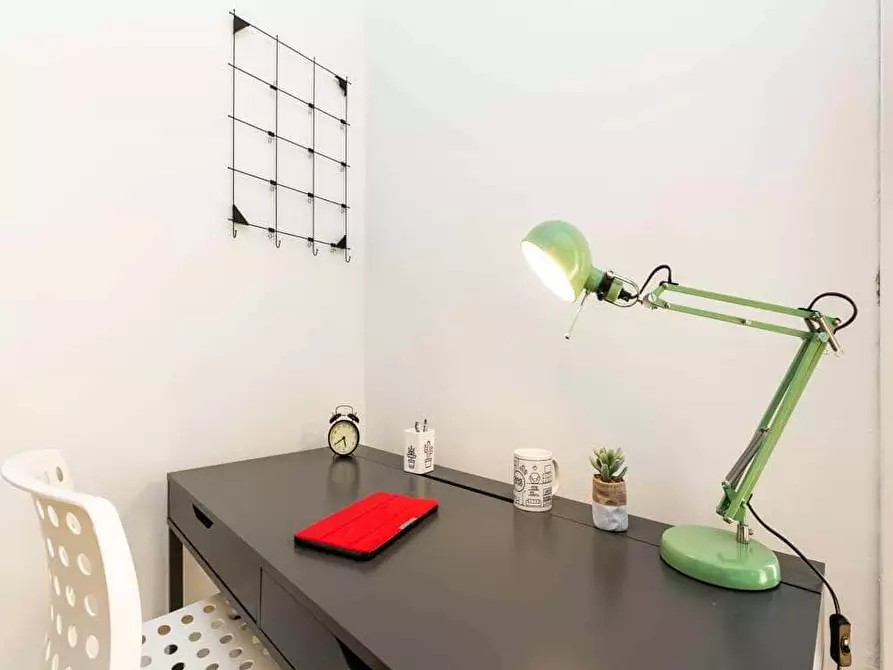 Immagine 5 di Camera in affitto  in Via Eugenio Pellini4 a Milano