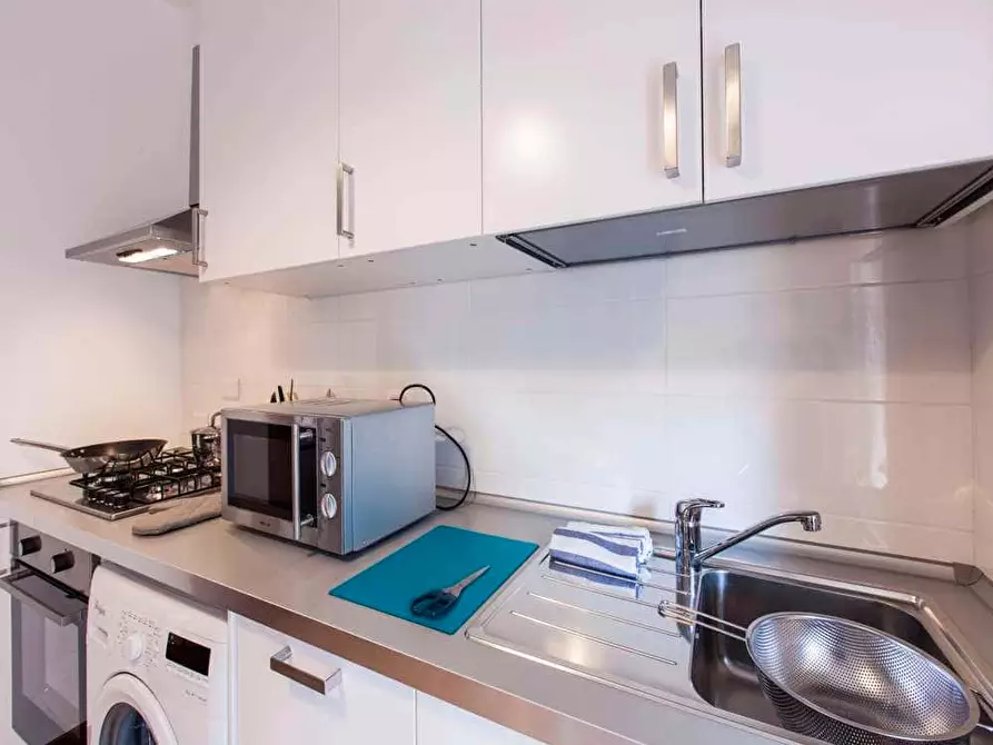 Immagine 34 di Camera in affitto  in Via Alessandro Astesani66 a Milano