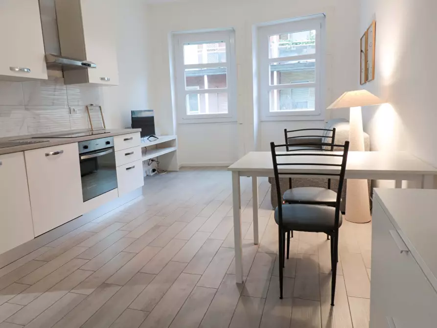 Immagine 11 di Appartamento in affitto  in Via Cenisio57 a Milano