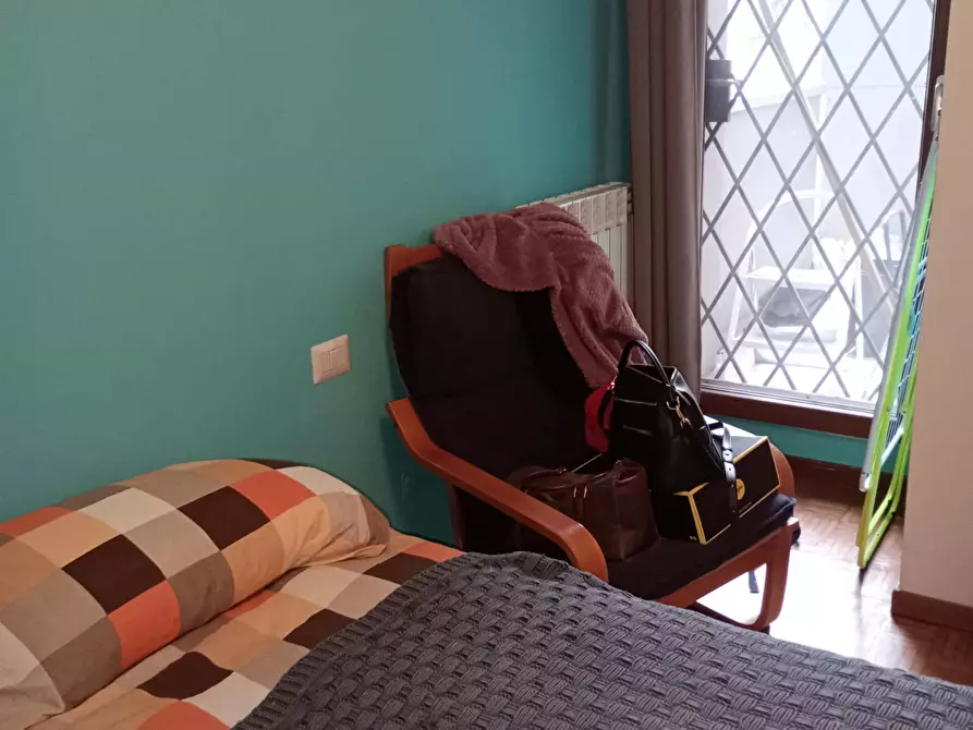 Immagine 2 di Camera in affitto  in Via Fernando Santi5 a Milano