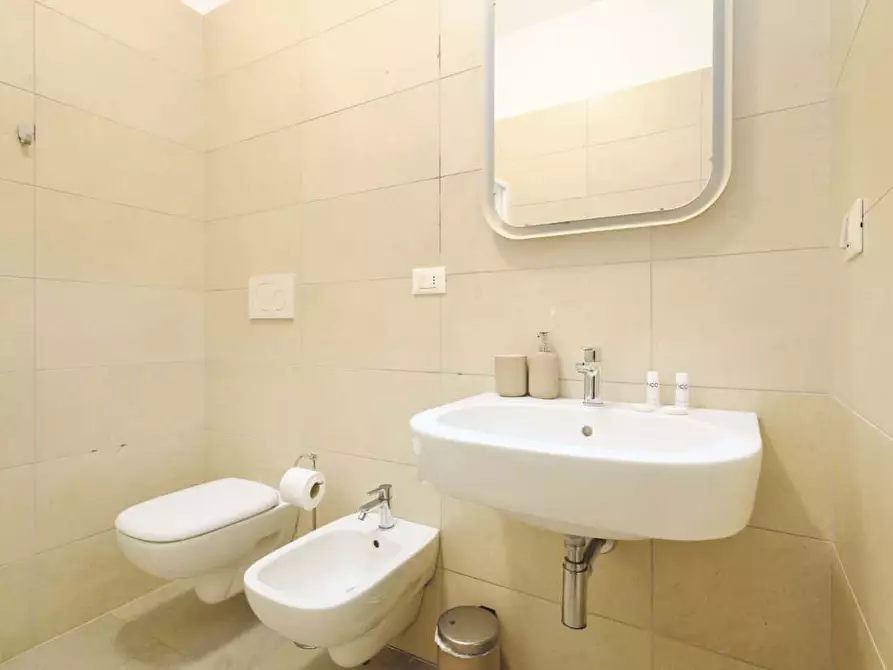 Immagine 13 di Appartamento in affitto  in Via Adda11 a Milano