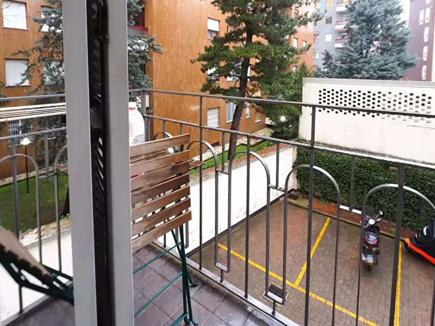 Immagine 31 di Appartamento in affitto  in Via Caccialepori41 a Milano