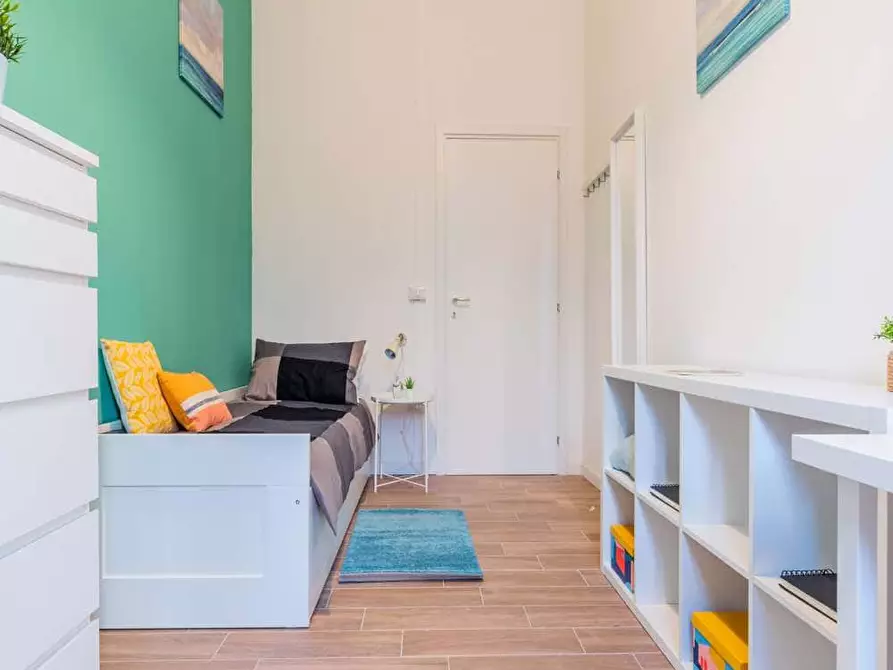 Immagine 3 di Camera in affitto  in Viale Alfredo Oriani26 a Bologna