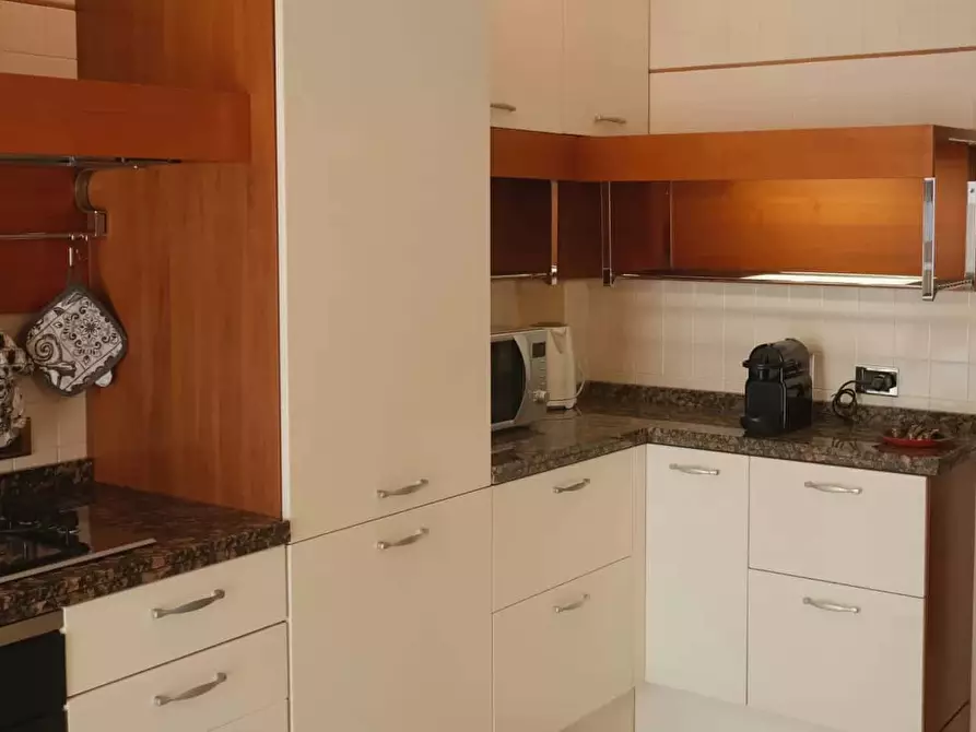 Immagine 15 di Appartamento in affitto  in Via Leon Battista Alberti3 a Milano