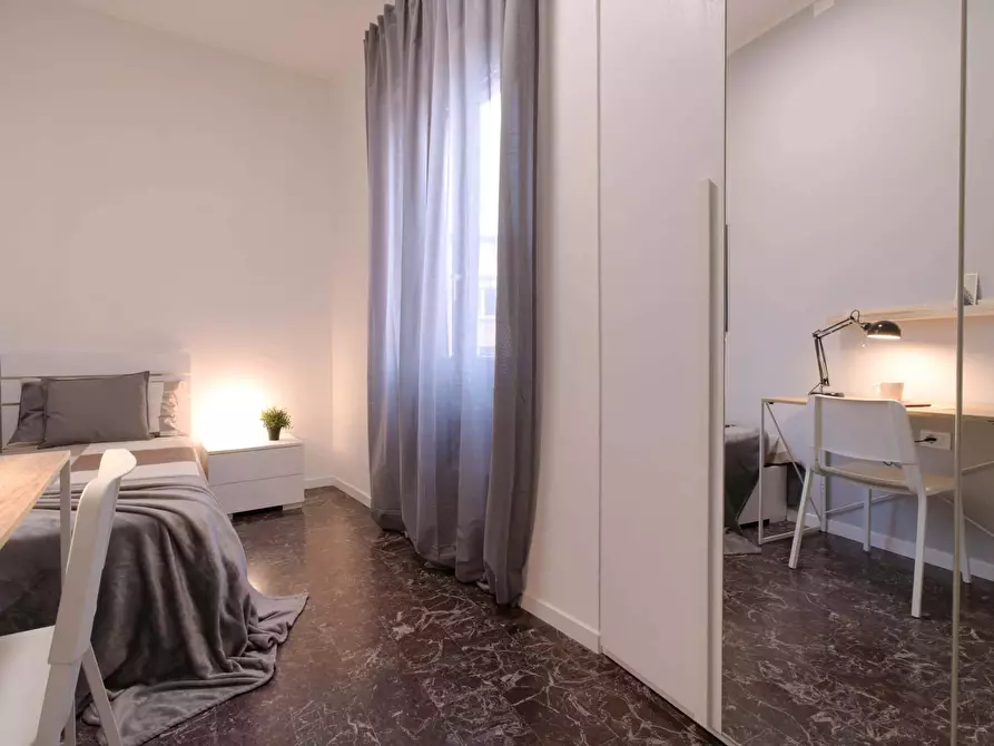 Immagine 3 di Camera in affitto  in Piazzale Guglielmo Corvi12 a Brescia