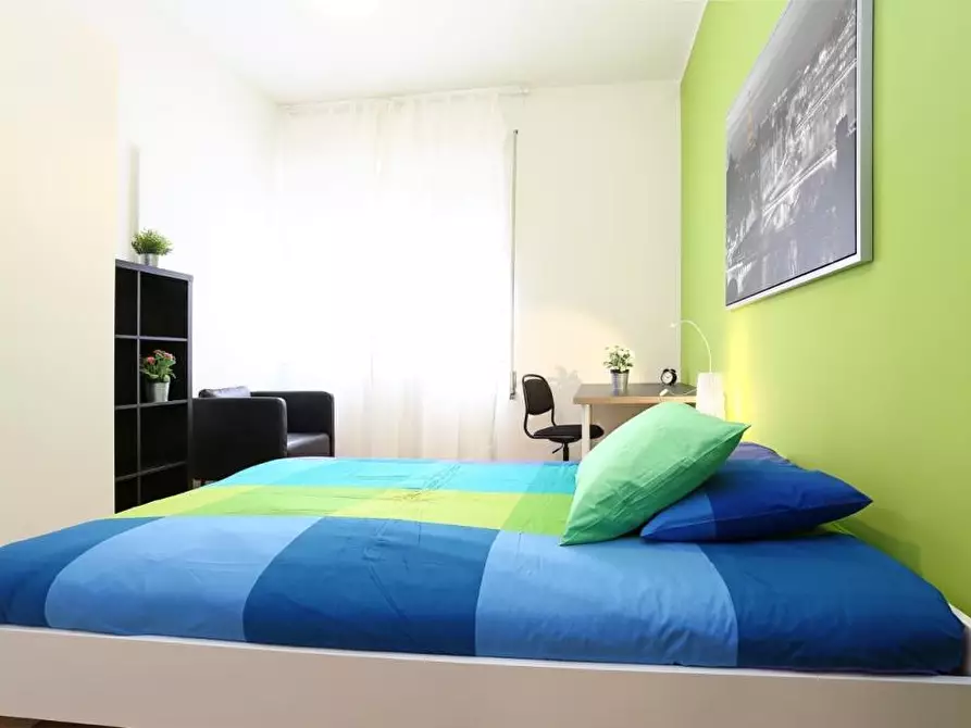 Immagine 4 di Camera in affitto  in Via Rodolfo Lanciani1 a Roma