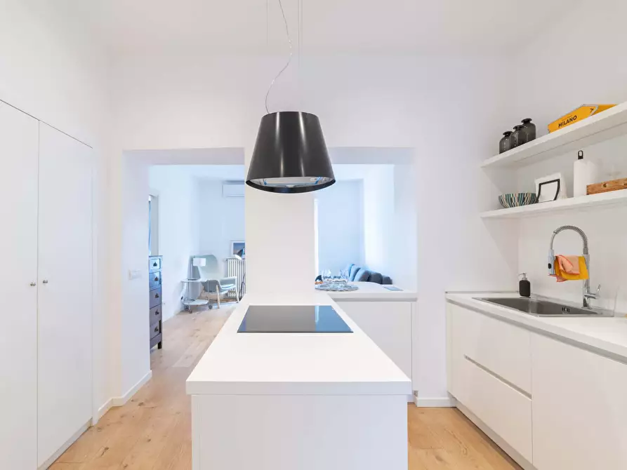 Immagine 2 di Appartamento in affitto  in Via Luigi Canonica91 a Milano