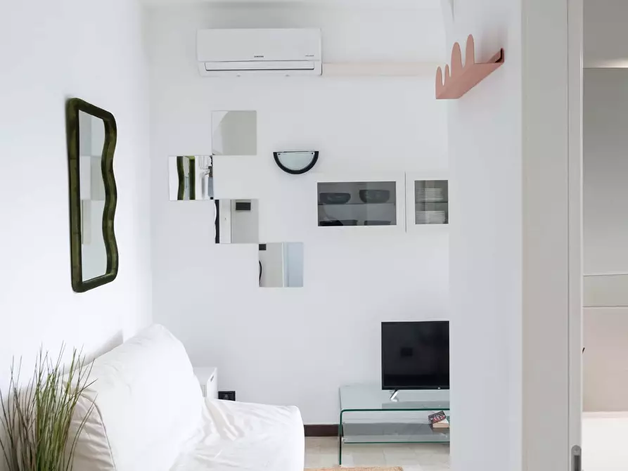 Immagine 27 di Appartamento in affitto  in Alzaia Naviglio Pavese144 a Milano