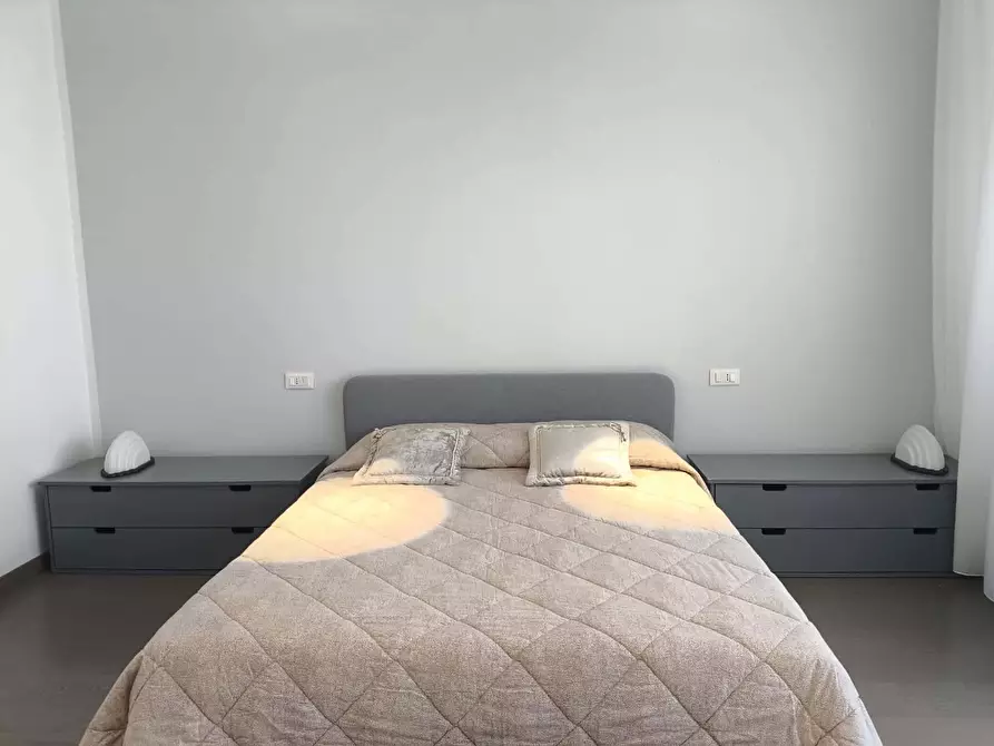 Immagine 138 di Appartamento in affitto  in Via Irnerio9 a Bologna